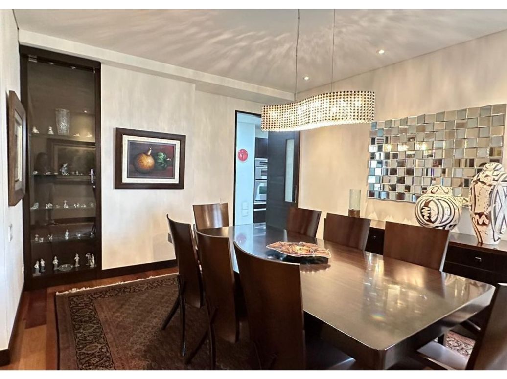 Apartamento de 3 alcobas en venta en Chapinero Alto, Bogotá, 300 m² · foto 9 de 20