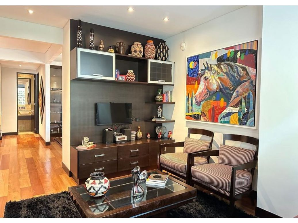 Apartamento de 3 alcobas en venta en Chapinero Alto, Bogotá, 300 m² · foto 6 de 20