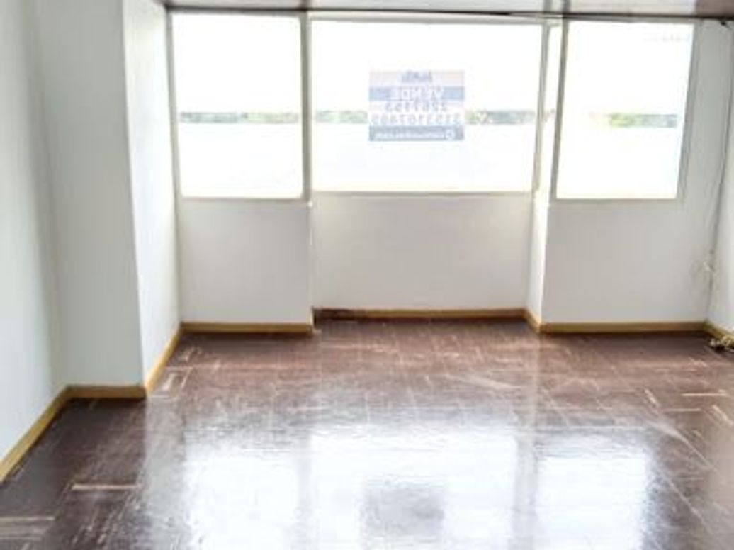 Casa de 4 alcobas en venta en Cedritos, Bogotá, 295 m² · foto 13 de 20