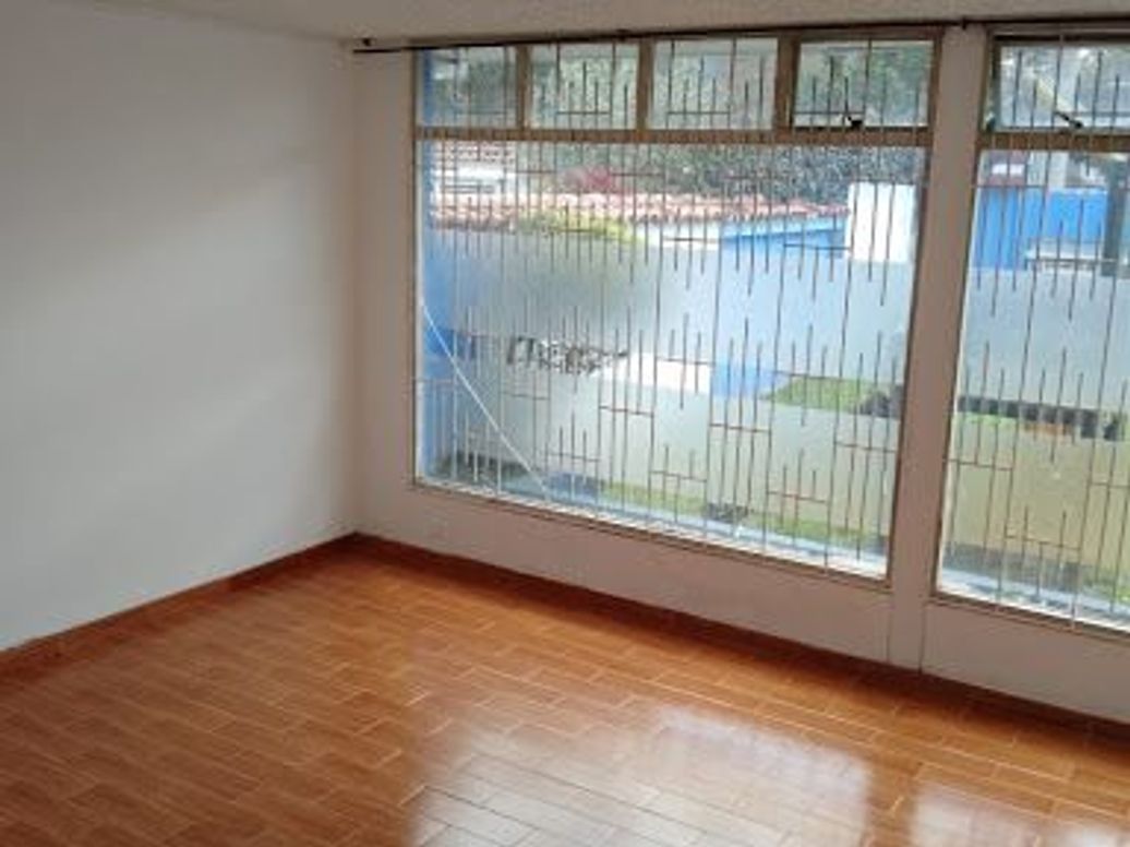 Casa de 4 alcobas en venta en Cedritos, Bogotá, 295 m² · foto 8 de 20