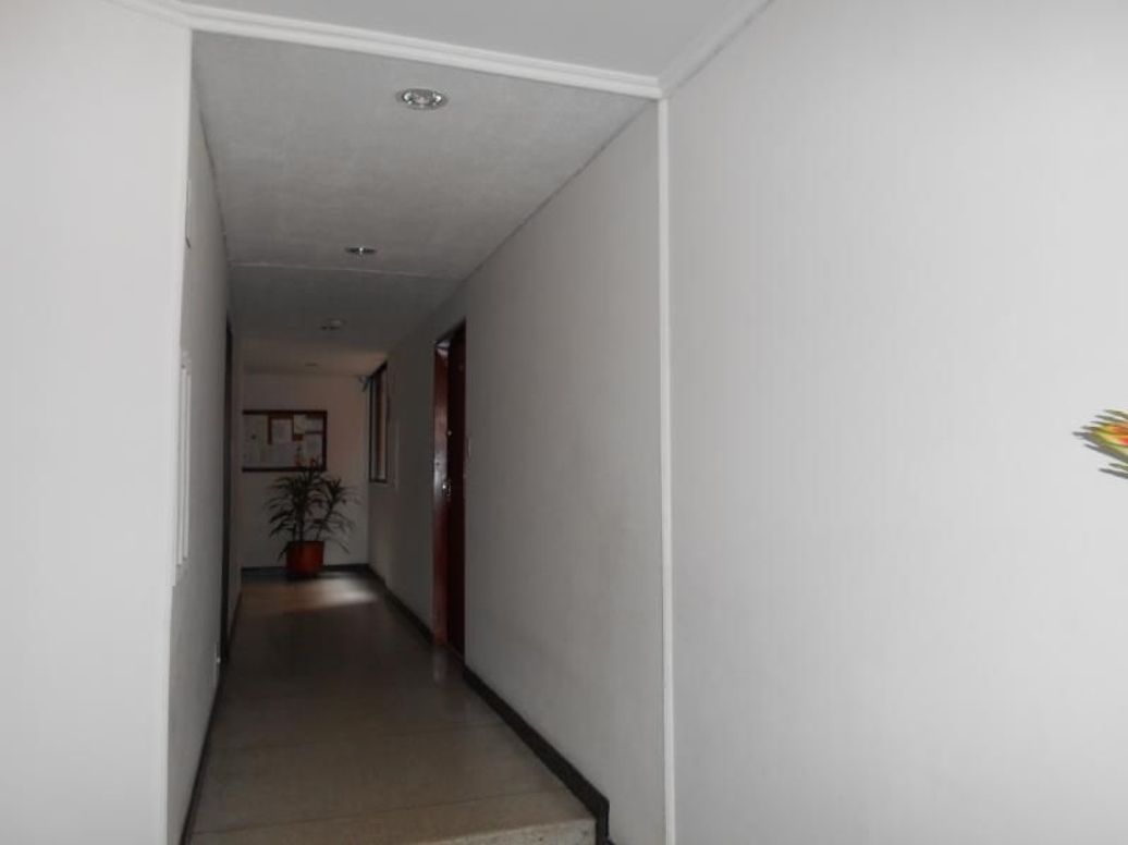 Apartaestudio en venta en Chapinero Central, Bogotá, 32 m² · foto 4 de 20