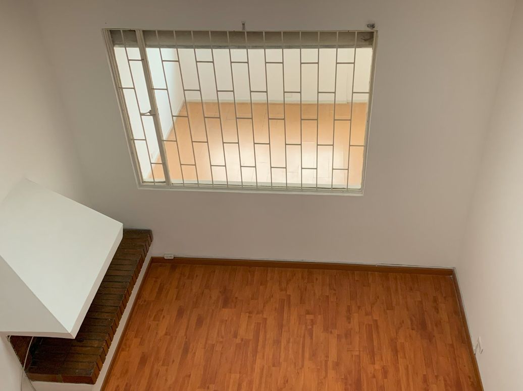 Casa de 6 alcobas en venta en Aloha Sector Sur, Bogotá, 220 m² · foto 7 de 12
