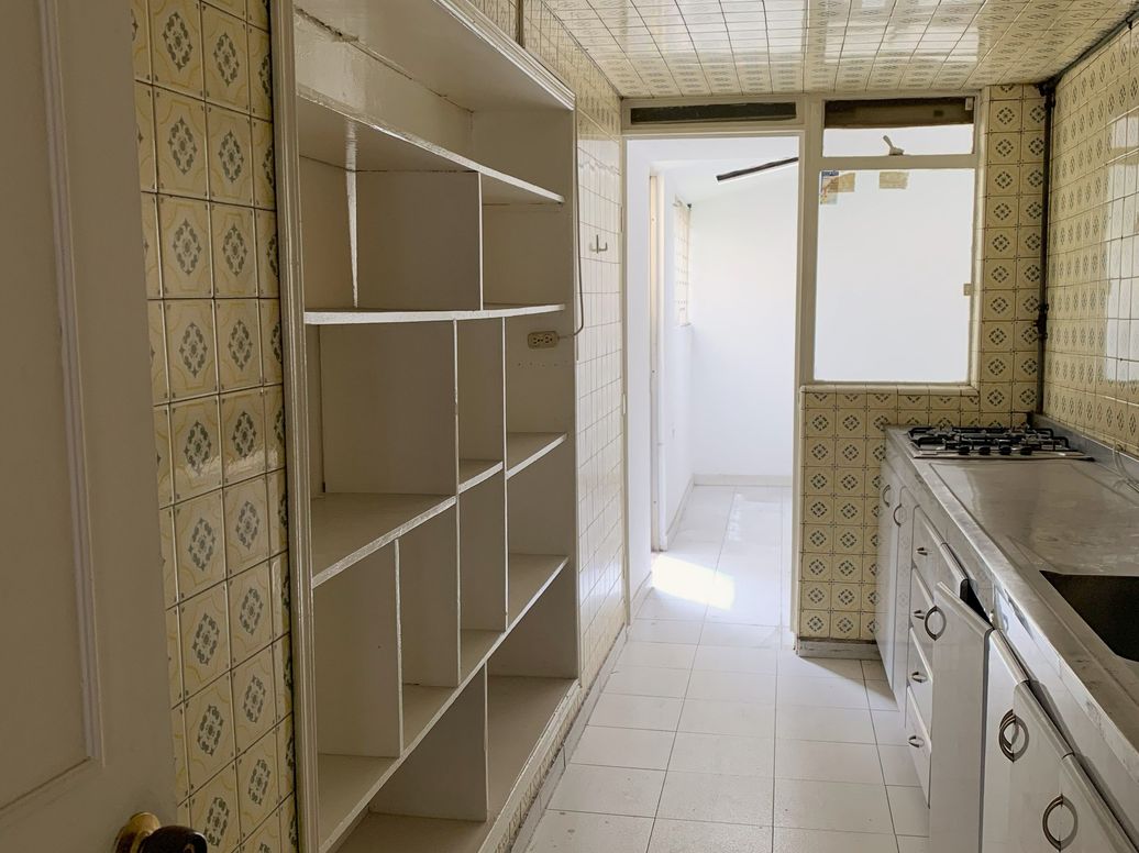 Casa de 6 alcobas en venta en Aloha Sector Sur, Bogotá, 220 m² · foto 6 de 12