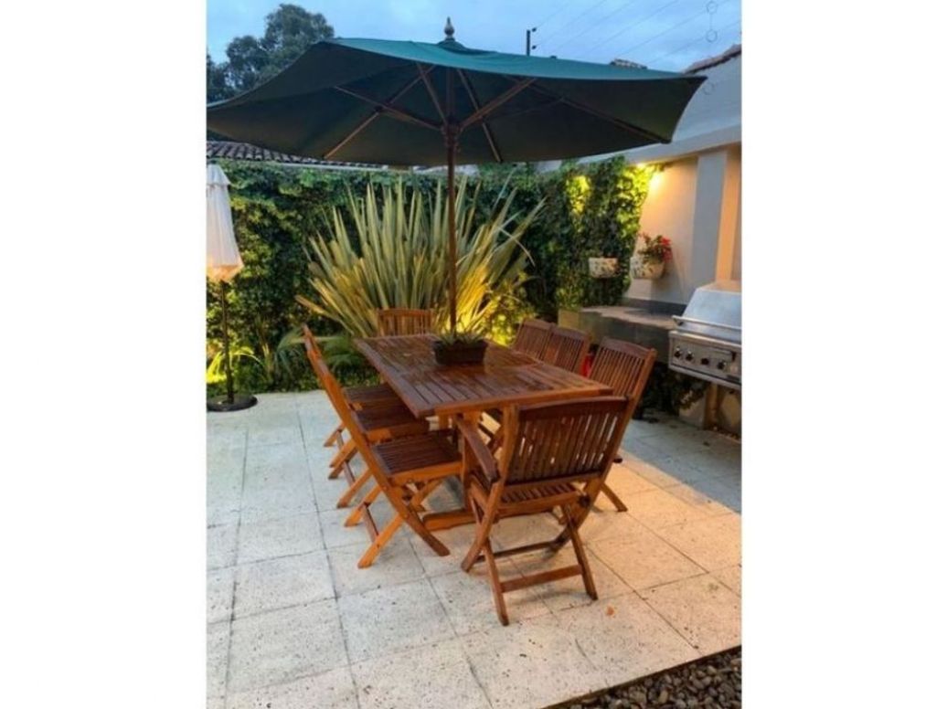 Casa de 4 alcobas en venta en Santa Barbara Alta, Bogotá, 400 m² · foto 3 de 18