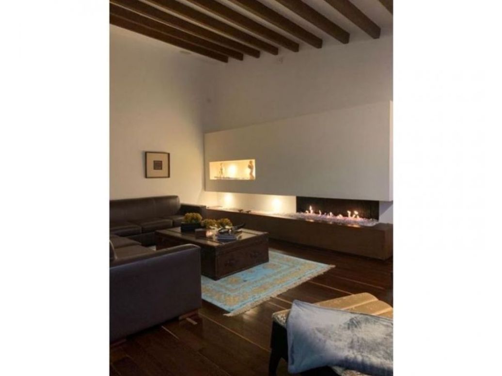 Casa de 4 alcobas en venta en Santa Barbara Alta, Bogotá, 400 m² · foto 4 de 18
