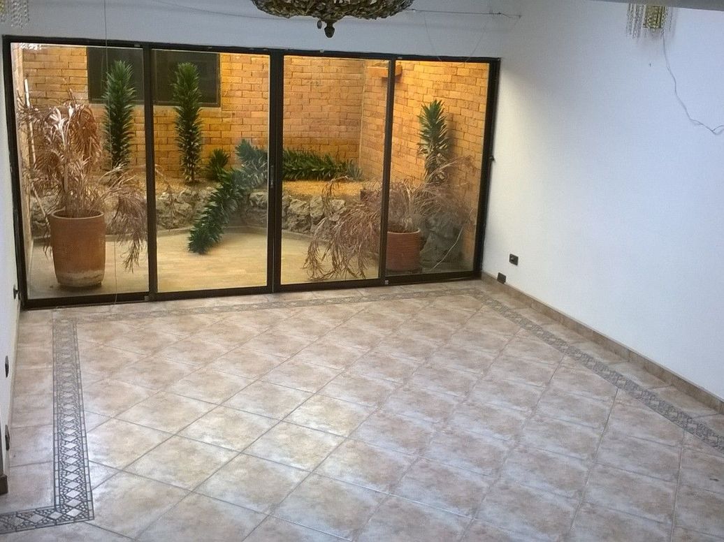 Casa de 5 alcobas en venta en Mónaco, Bogotá, 272 m² · foto 11 de 17