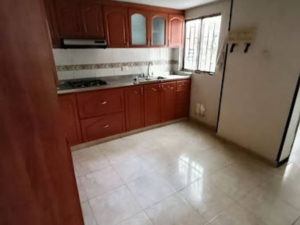Casa de 4 alcobas en venta en La Estradita, Bogotá, 270 m² · foto 8 de 20