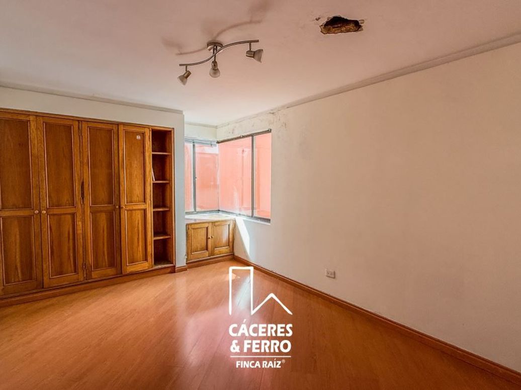 Apartamento de 3 alcobas en venta en Rincon Del Chicó, Bogotá, 198 m² · foto 12 de 20