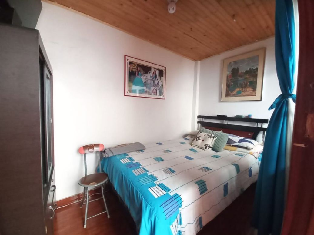 Casa de 7 alcobas en venta en Brasil, Bogotá, 225 m² · foto 16 de 20