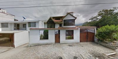 ADMINISTRADORA AAVAL ARRIENDA CASA PARA COMERCIO, PRIMER NIVEL SALA Y COMEDOR INDEPENDIENTES, COCINA INTEGRAL, ALCOBA Y BAÑO SOCIAL, ANTEJARDIN, TRES PARQUEADEROS, ZONA DE LAVANDERÍA, PATIO, KIOSKO CON BBQ, Y FUENTE NATURAL, SEGUNDO NIVEL: TRES ALCOBAS, DOS BAÑOS, UN BALCÓN, ZONA DE COMPUTO, SALA DE ESTAR, CUARTO PRINCIPAL CON BAÑO, TERCER NIVEL UN ESPACIO GRANDE, BALCON, SE ARRIENDA PARA CUALQUIER TIPO DE NEGOCIO, JARDIN INFANTIL, HOGAR GERIATRICO, CONSULTORIOS, OFICINAS, SUPERMERCADOS, RESTAURANTE, CERCA A CENTRO COMERCIAL JARDIN. SAN MATEO FUSAGASUGA