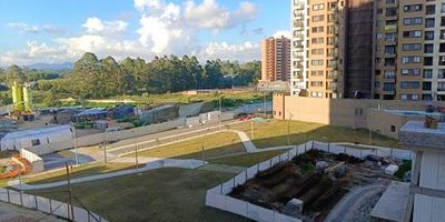 Se arrienda apartamento en Rionegro san Antonio de Pereira, excelentes acabados, piso 6, Consta de 2 alcobas amplias y dos baños parqueadero privado, cuarto útil, unidad cerrada, portería 24 horas, piscina