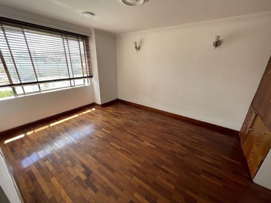 Apartamento de 2 alcobas en venta en Colina Campestre, Bogotá, 115 m² · foto 11 de 19