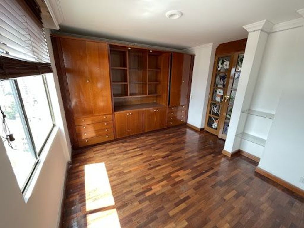 Apartamento de 2 alcobas en venta en Colina Campestre, Bogotá, 115 m² · foto 8 de 19
