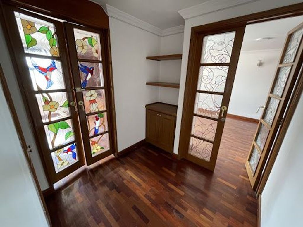Apartamento de 2 alcobas en venta en Colina Campestre, Bogotá, 115 m² · foto 14 de 19