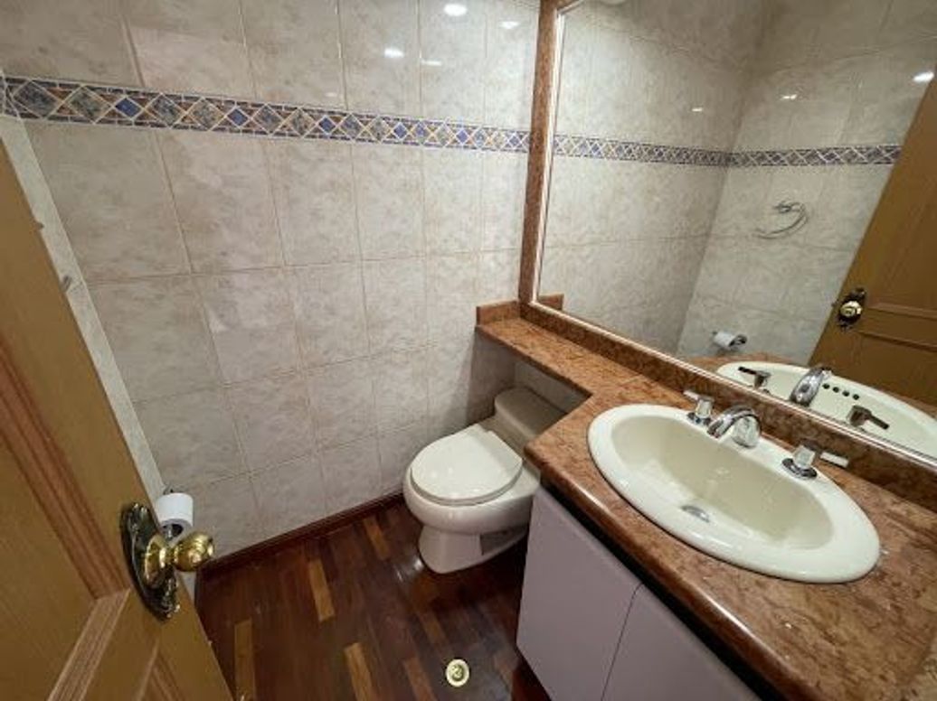 Apartamento de 2 alcobas en venta en Colina Campestre, Bogotá, 115 m² · foto 10 de 19