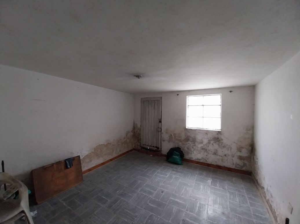 Casa de 6 alcobas en venta en Las Ferias Occidental, Bogotá, 182 m² · foto 2 de 17