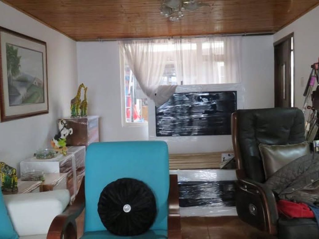 Casa de 6 alcobas en venta en Santa María Del Lago, Bogotá, 266 m² · foto 15 de 16