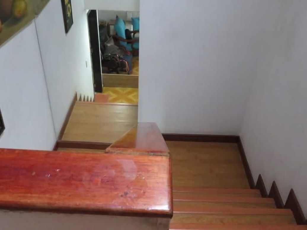 Casa de 6 alcobas en venta en Santa María Del Lago, Bogotá, 266 m² · foto 11 de 16