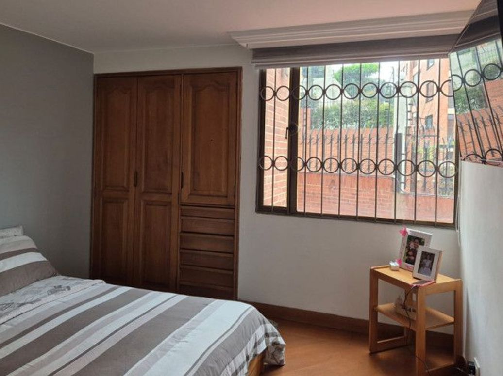 Apartamento de 3 alcobas en venta en Club De Los Lagartos, Bogotá, 127 m² · foto 8 de 20