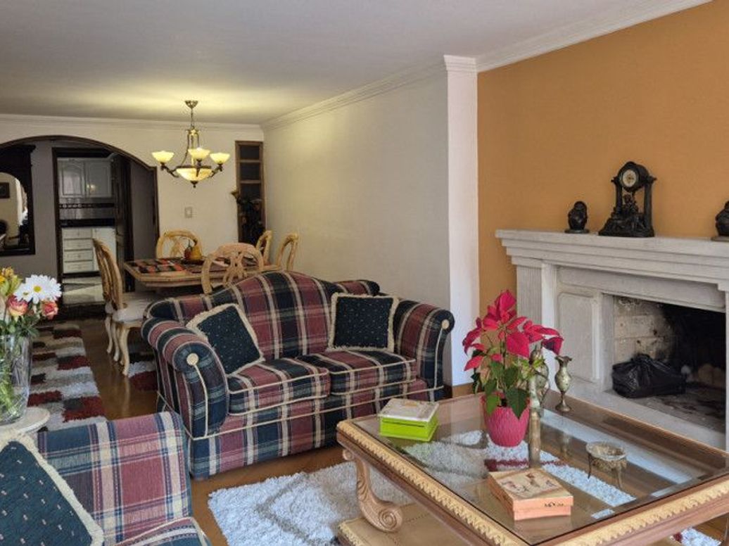 Apartamento de 3 alcobas en venta en Club De Los Lagartos, Bogotá, 127 m² · foto 3 de 20