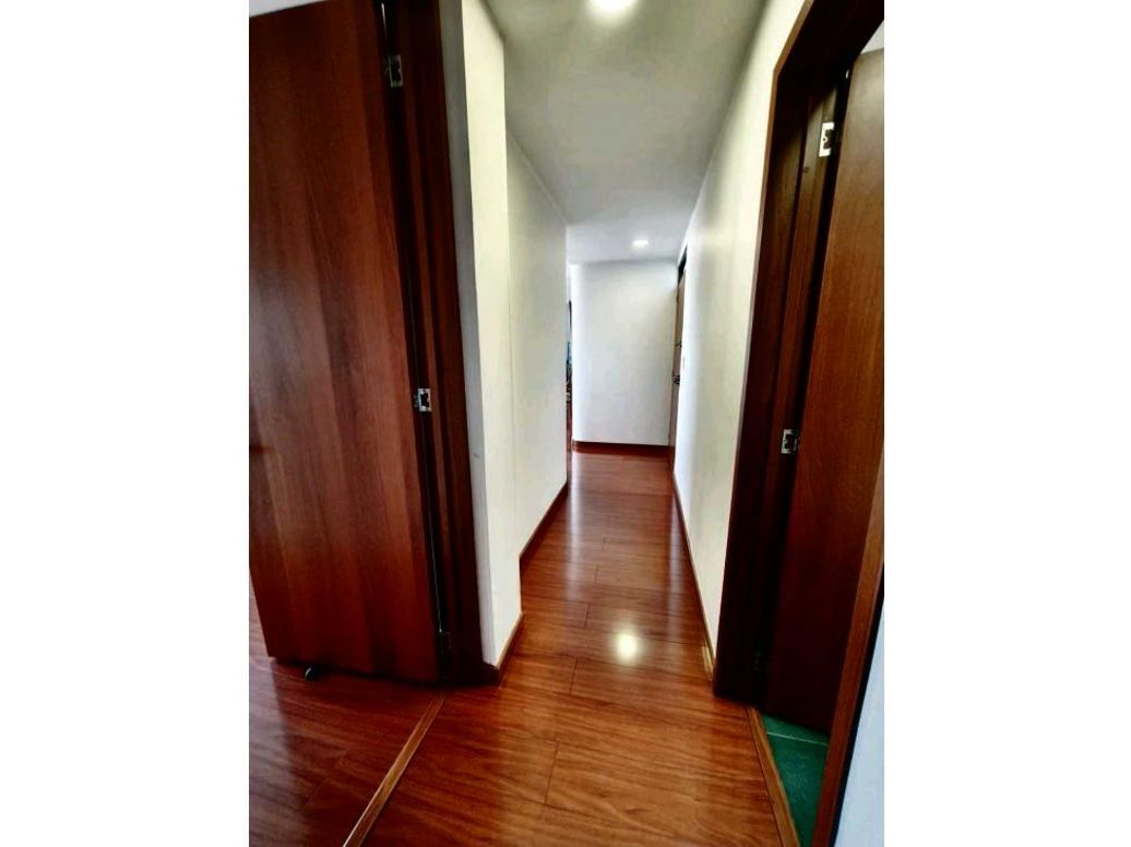 Apartamento en venta en Quinta Paredes, Bogotá · foto 18 de 20