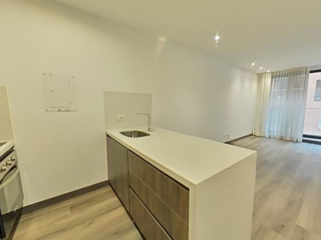 Apartamento de 1 alcoba en venta en Chicó Norte, Bogotá, 42 m² · foto 3 de 20