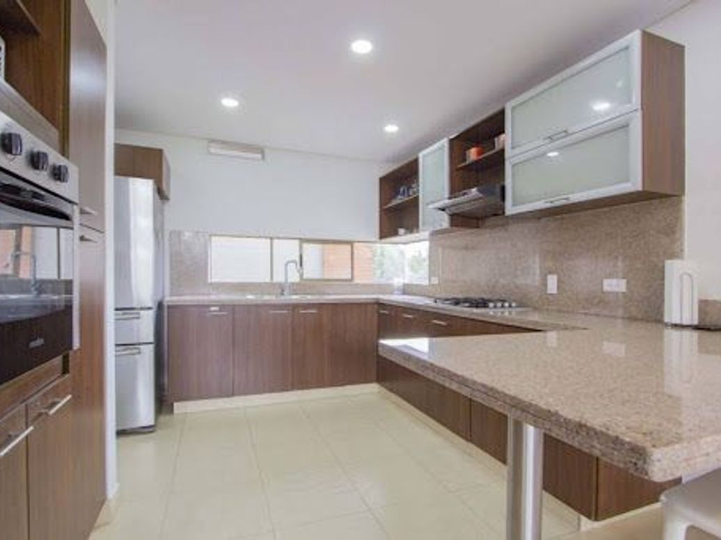 Apartamento de 3 alcobas en venta en Arrayanes, Bogotá, 141 m² · foto 10 de 20