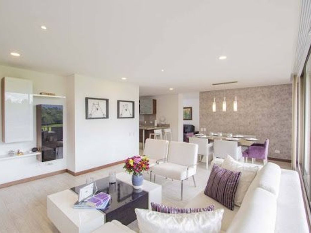 Apartamento de 3 alcobas en venta en Arrayanes, Bogotá, 141 m² · foto 4 de 20
