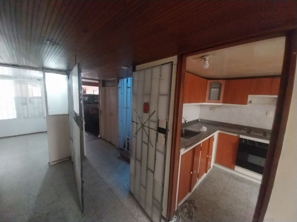 Casa en venta en La Clarita, Bogotá · foto 5 de 13