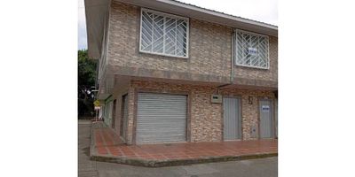 ¡Apartamentos en Alquiler! – Comodidad y Ubicación Ideal

 

¿Buscas un lugar acogedor, moderno y bien ubicado? ¡Este apartamento es perfecto para ti!

 

Características:

32 mt2 construídos 

 

1 alcoba con clóset

 

1 baño

 

Cocina integral

 

Zona de ropas

 

Espacio en la entrada para parquear una moto

 

Ideal para:

 

Personas solas

 

Parejas

 

Ubicación estratégica:

 

Cerca a la Clínica Santa Bárbara

 

A minutos del Centro Comercial Llano Grande y Éxito WOW

 

Muy cerca del Centro Deportivo Bahía Sport Center

 

Acceso rápido a la vía Cali–Aeropuerto

 

Parques y zonas verdes cercanas

 

¡Vive con comodidad y fácil acceso a todo lo que necesitas!

 

MAYOR INFORMACION SERVICIO CLIENTE +57 313 6919732 CAROLINA HERNÁNDEZ
