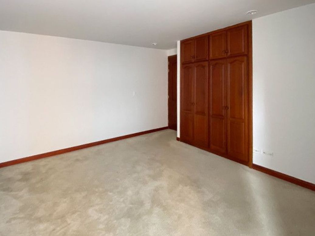 Apartamento de 3 alcobas en venta en Chicó Norte, Bogotá, 121 m² · foto 16 de 18