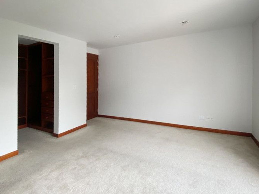 Apartamento de 3 alcobas en venta en Chicó Norte, Bogotá, 121 m² · foto 12 de 18