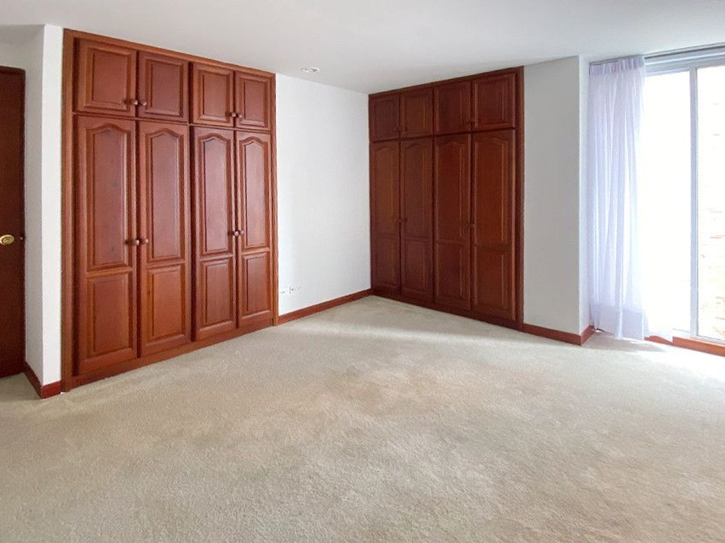 Apartamento de 3 alcobas en venta en Chicó Norte, Bogotá, 121 m² · foto 16 de 19