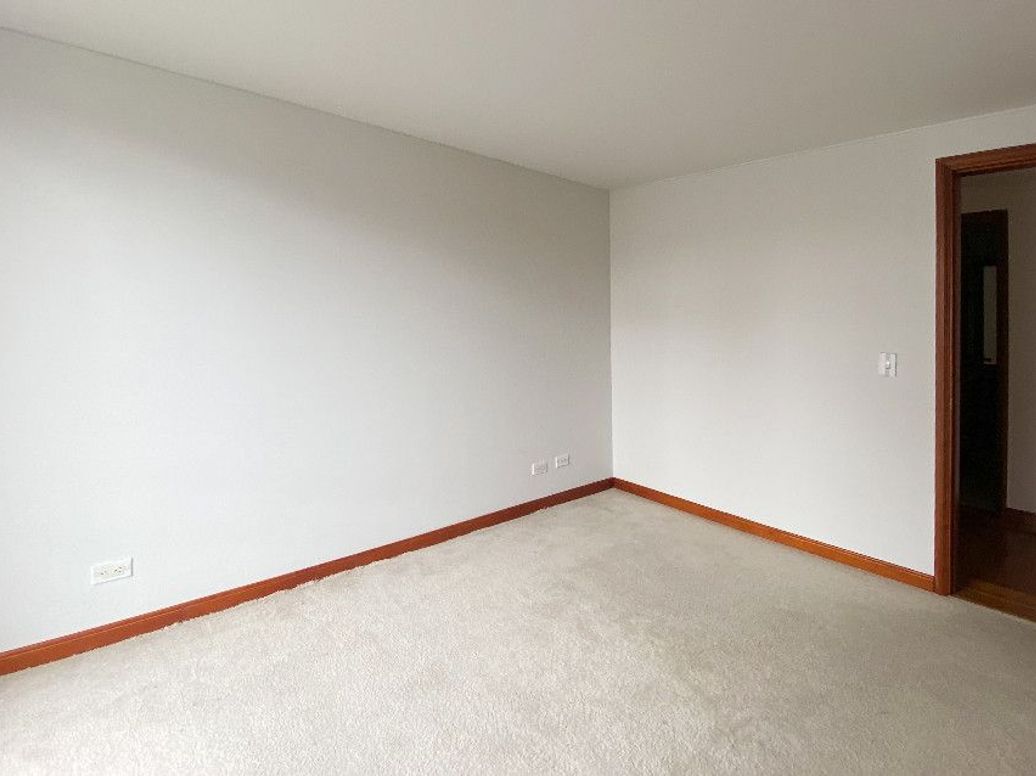 Apartamento de 3 alcobas en venta en Chicó Norte, Bogotá, 121 m² · foto 8 de 19