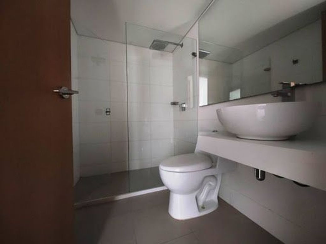Apartamento de 2 alcobas en venta en Las Nieves, Bogotá, 97 m² · foto 4 de 20