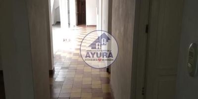 A LA VUELTA DE LA FUNERARIA