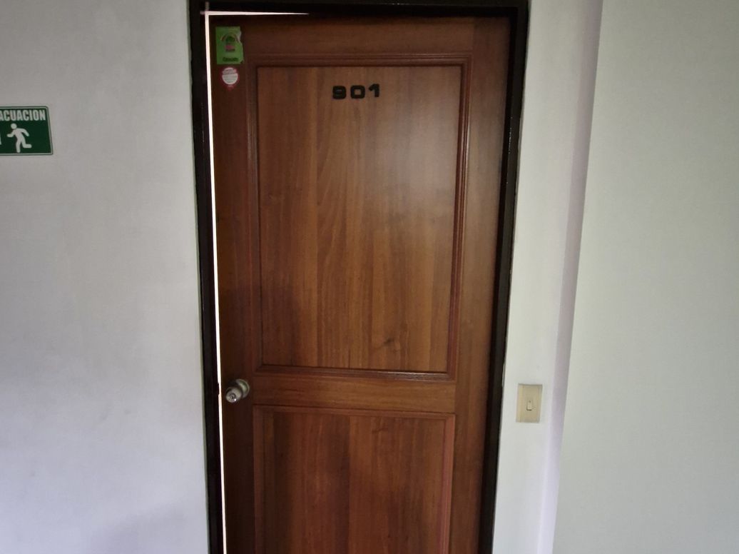 Apartaestudio en venta en Pardo Rubio, Bogotá, 40 m² · foto 2 de 20