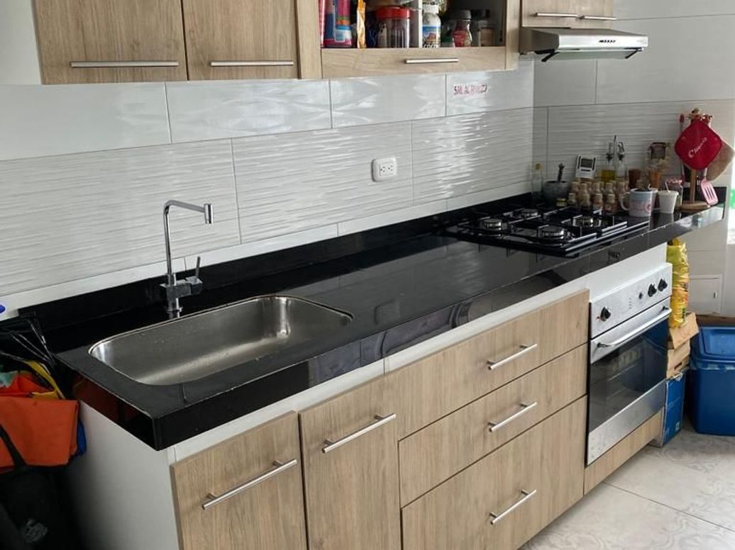 Casa de 6 alcobas en venta en Doce De Octubre - Edif Parque El Salitre, Bogotá, 93 m² · foto 3 de 14