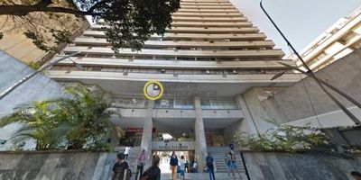 Oficina en Arriendo en el Bucaramanga - Centro cuenta con un área aproximada de 30.00 metros cuadrados. Ubicado en un sector central de la ciudad bonita.