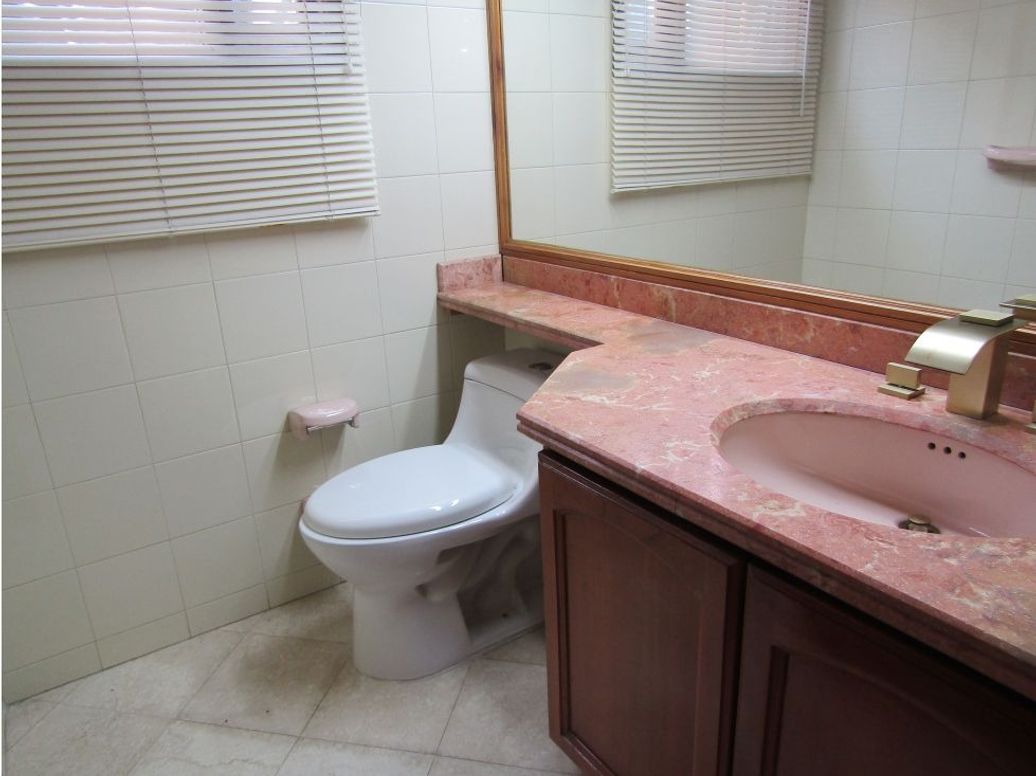 Casa de 4 alcobas en venta en Casa Blanca Suba, Bogotá, 292 m² · foto 13 de 20