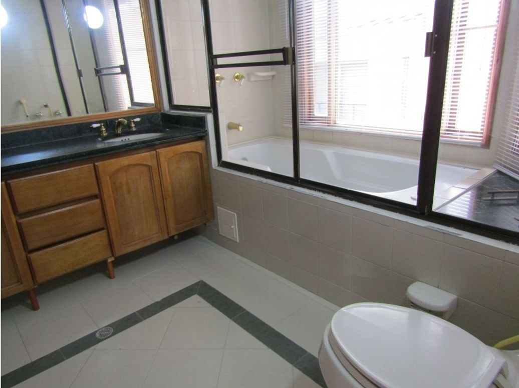 Casa de 4 alcobas en venta en Casa Blanca Suba, Bogotá, 292 m² · foto 10 de 20