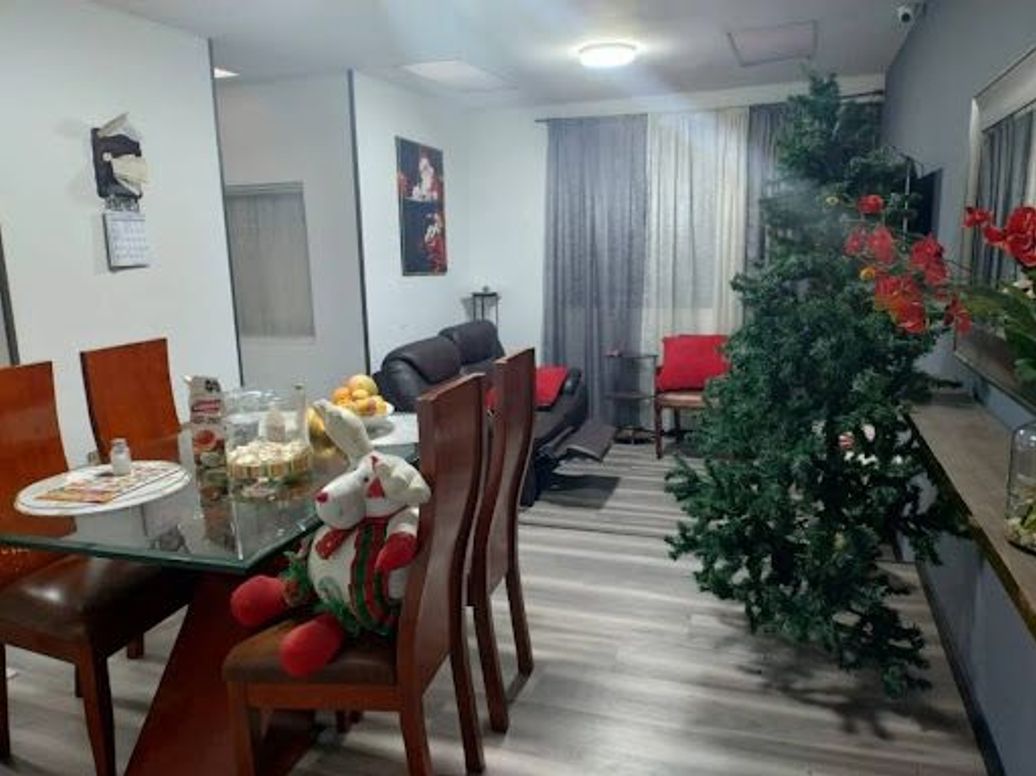 Casa de 5 alcobas en venta en Normandía, Bogotá, 308 m² · foto 2 de 20