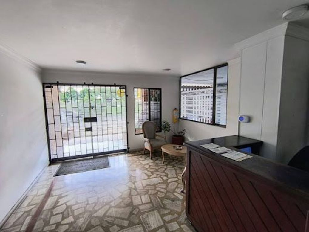 Apartamento de 2 alcobas en venta en El Batán, Bogotá, 72 m² · foto 2 de 20