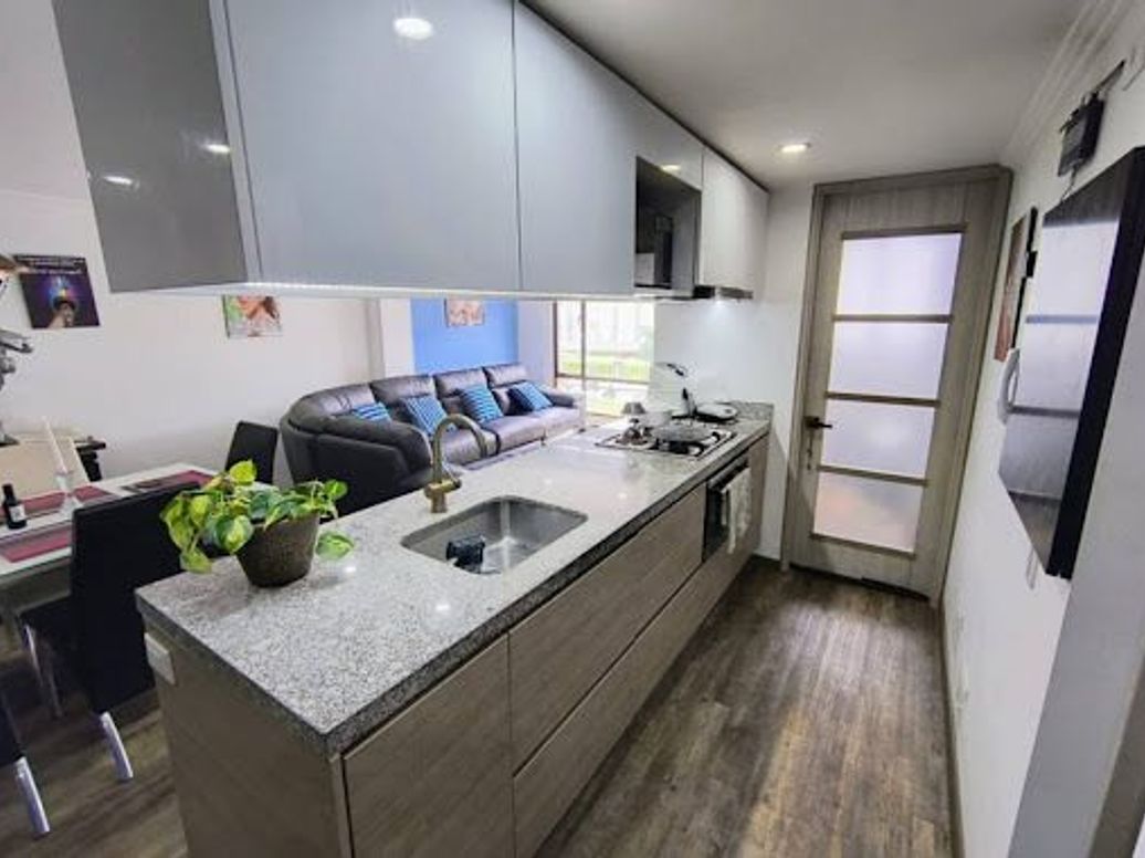 Apartamento de 2 alcobas en venta en El Batán, Bogotá, 72 m² · foto 11 de 20