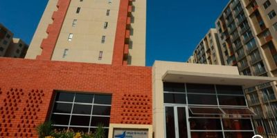 apartamento en Arriendo 3 habitaciones 2 baños Cocina abierta Sala comedor amplio Ascensor Piscina Acceso a todas las amenidades del edificio Ubicación estratégica y ambiente tranquilo ideal para tu familia 
Contáctanos para agendar tu visita y conocer más detalles
