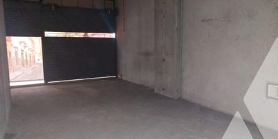 Local para arriendo en el sector de Itagui en un centro comercial, el local se encuentra en la zona de comidas, cuenta con espacios amplios e iluminados perfectos para el crecimiento de tu negocio, se encuentra cerca a supermercados, restaurantes y vias principales.