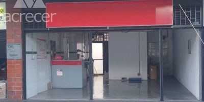 Local para arriendo en el sector de Caribe en la terminal del norte, el local cuenta con espacios amplios e iluminados, cuenta con 1 bano, y cocineta, cuenta con alto flujo peatonal y vehicular perfecto para el crecimiento de tu negocio, se encuentra cera a entidades bancarias, restaurantes, y vias principales.