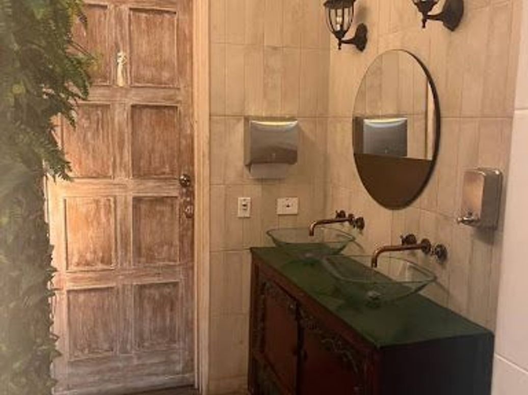 Casa de 3 alcobas en venta en Quinta Camacho, Bogotá, 315 m² · foto 8 de 15