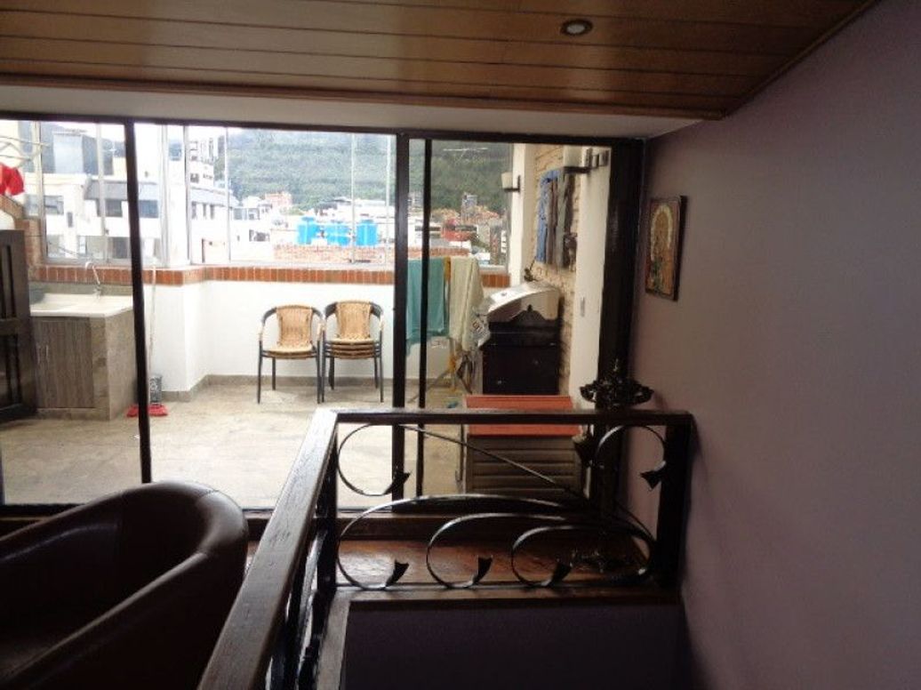 Apartamento de 3 alcobas en venta en Chico Norte Et. Iii, Bogotá, 202 m² · foto 13 de 19