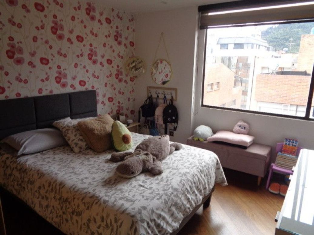 Apartamento de 3 alcobas en venta en Chico Norte Et. Iii, Bogotá, 202 m² · foto 10 de 19